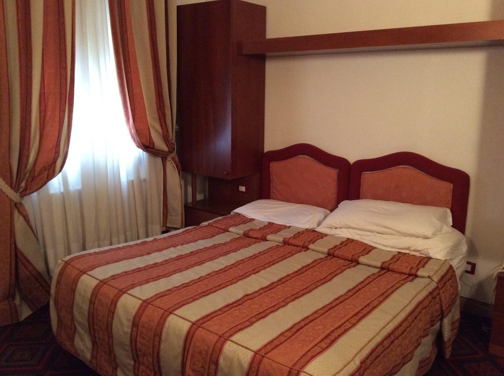 Villa Parco Veneţia-Lido Cameră foto